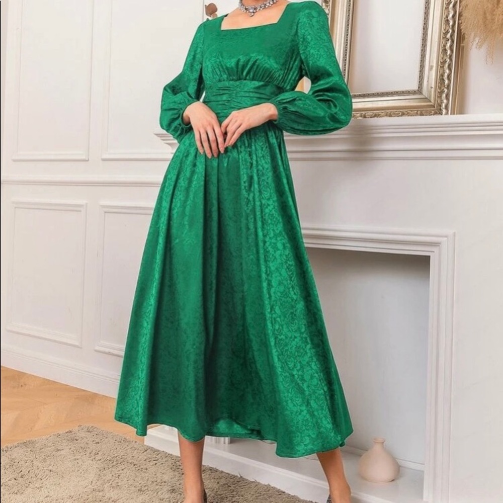 BRAND NEW DRESS FROM SHEIN